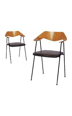 1955 Chair  675 Robin Day Hille